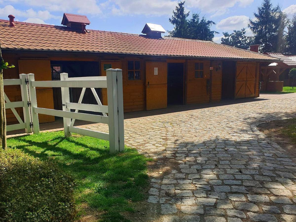 Osrodek Agroturystyczny Zacisze Villa Giewartów Dış mekan fotoğraf